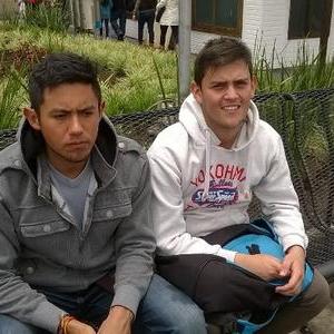 estudiantes Juan Martinez y Andres Becerra